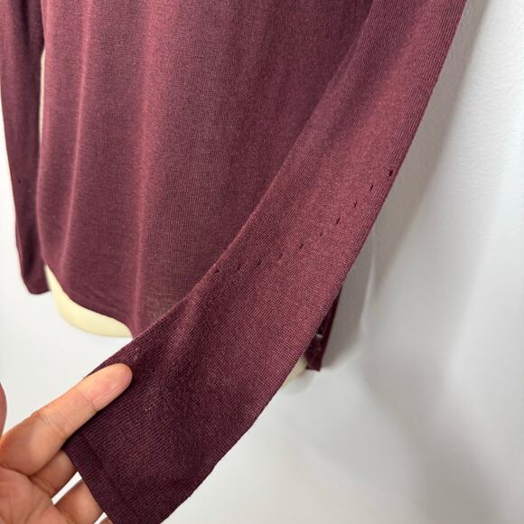 Lululemon Maroon V-Neck Sweater Lightweight Pullover Long Sleeve Logo SZ 2 - Picture 4 of 11